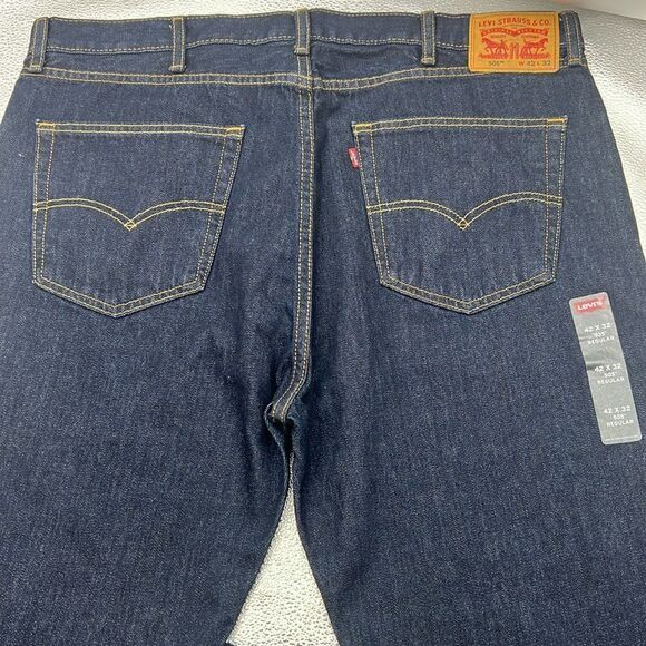 Levis 505 men’s regular size 42 X 32 - Picture 1 of 4